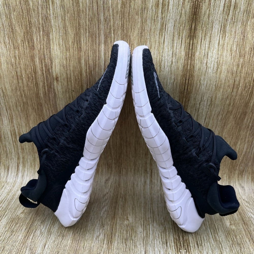 Nike Free Run 5.0 Men's Size 10.5 Black White Running Shoes Sneakers CZ1884-001 - Picture 7 of 10